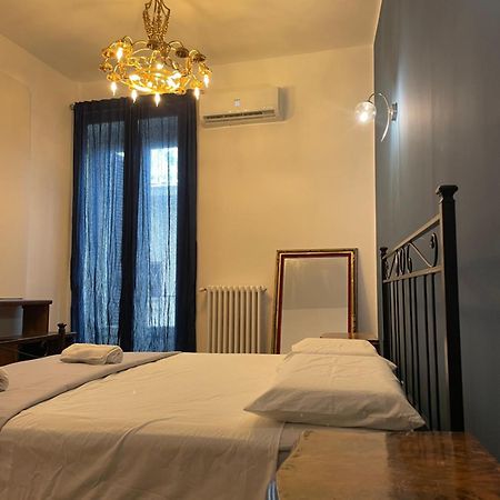 Il Serafino Holiday Suites Bari Esterno foto