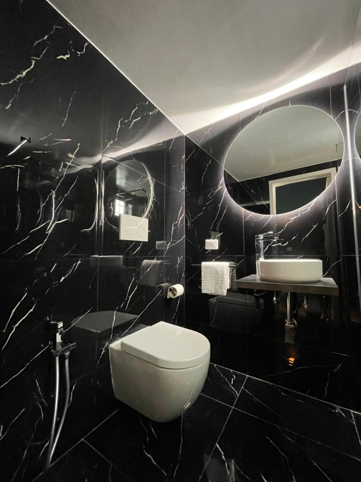 Il Serafino Holiday Suites Bari Esterno foto