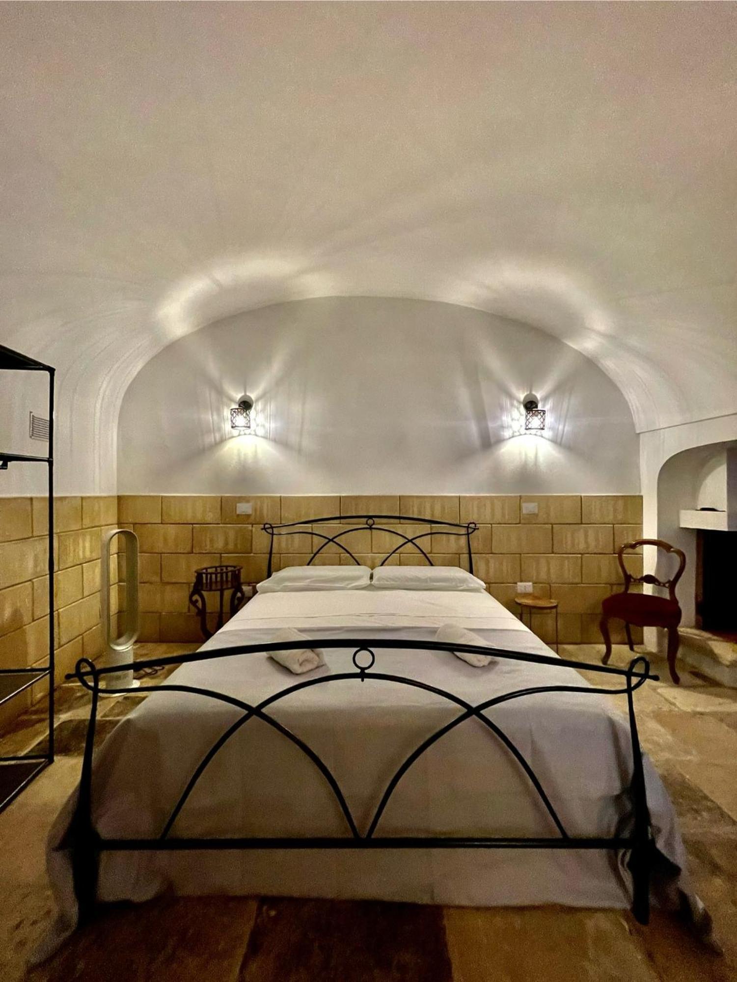 Il Serafino Holiday Suites Bari Esterno foto